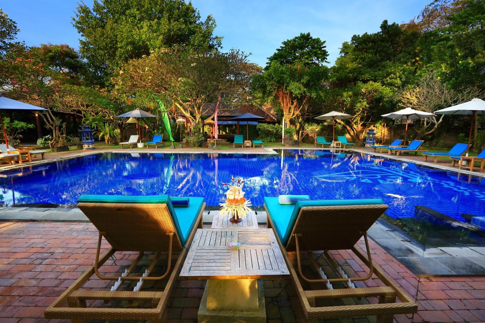 Laghawa Beach Hotel Sanur Exterior foto